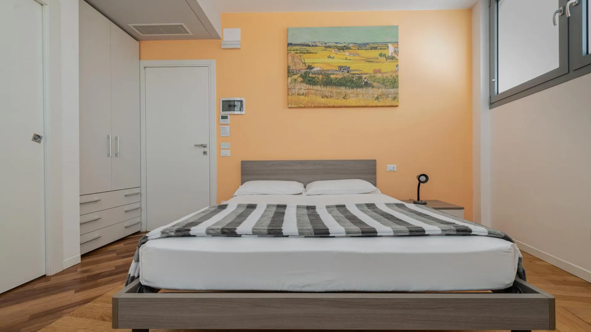 Marconi House Otel Mestre 0*,  İtalya