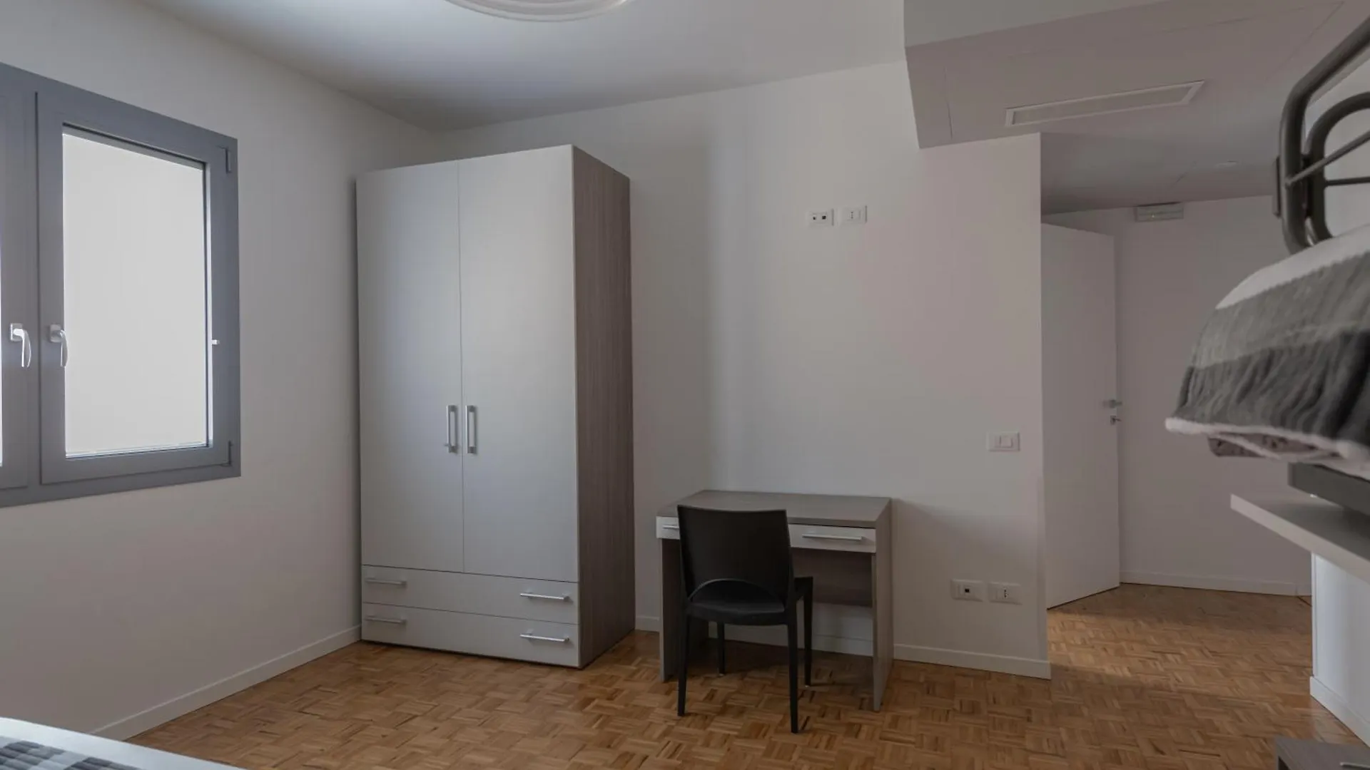 Marconi House Otel Mestre 0*,