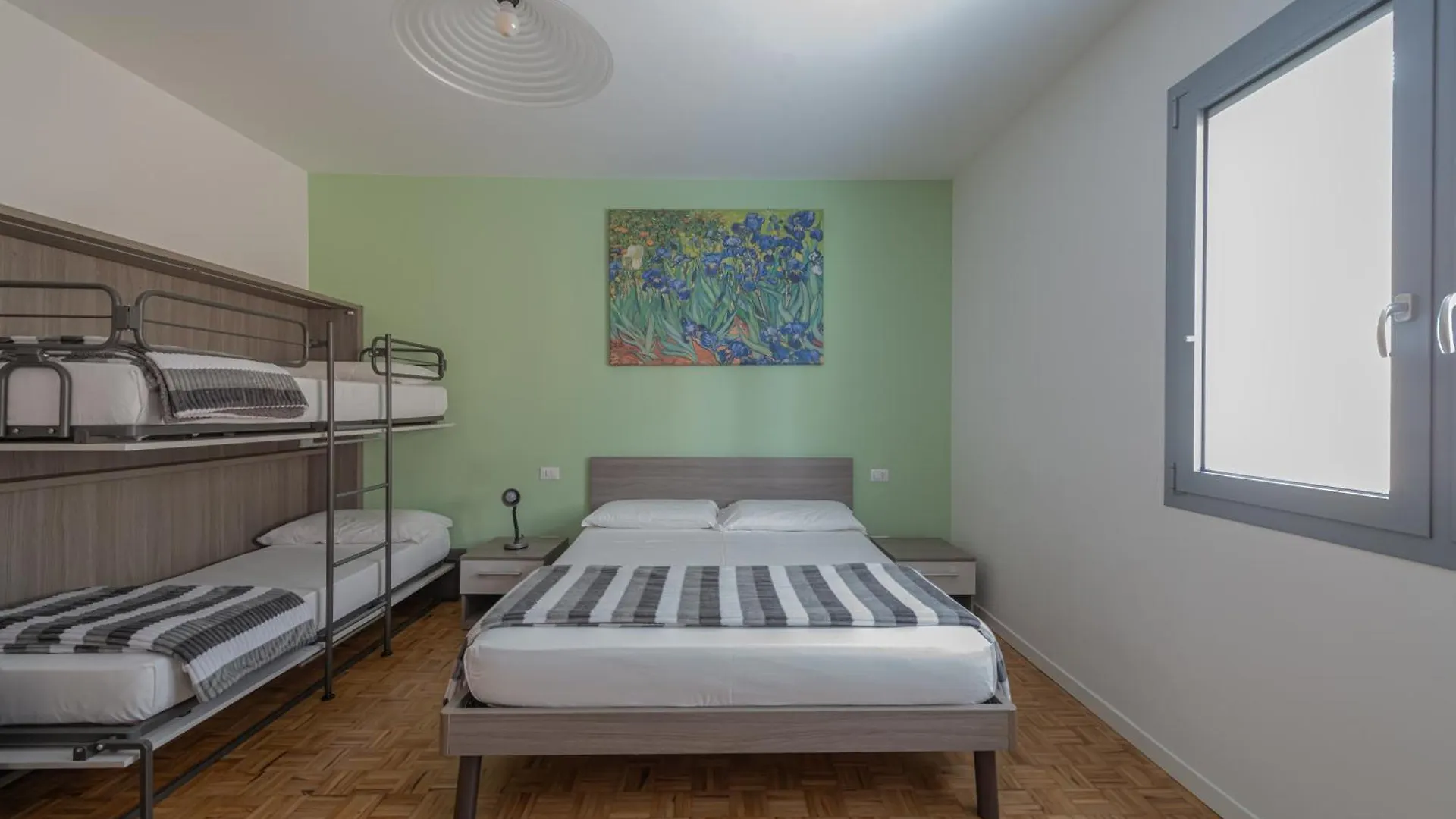 Marconi House Otel Mestre 0*,  İtalya