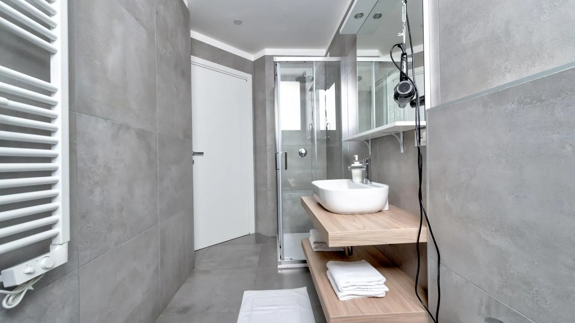 Marconi House Otel Mestre İtalya